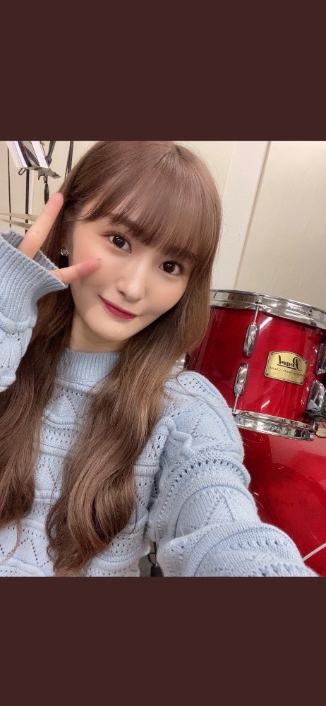 元NMB48の川上礼奈ちゃんのバックてライブ前のリハーサルでの1枚😃🥁✨