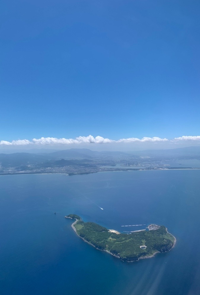 相島がクッキリ