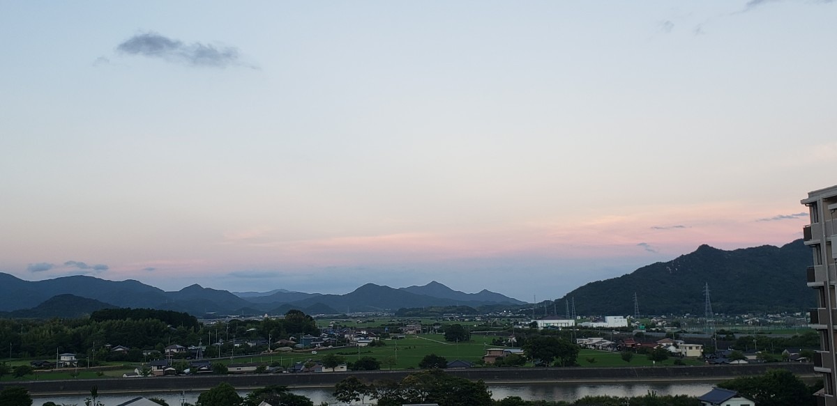 優しい空☁️今日もお疲れ様