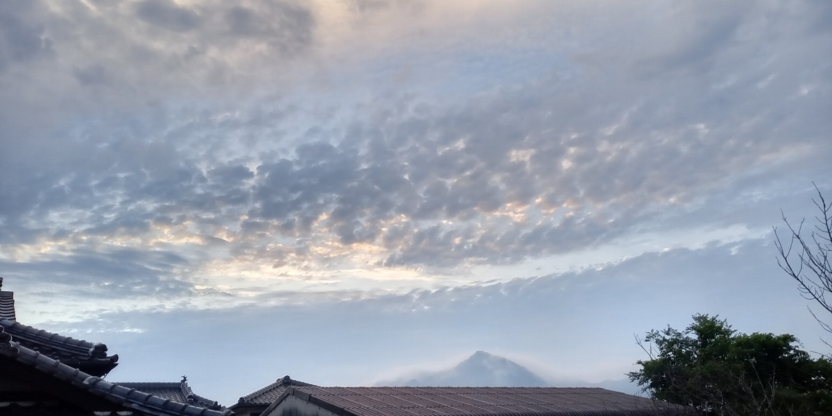 2022.7.8  朝の空🌄