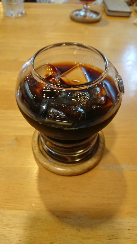 喫茶店で飲みました☕