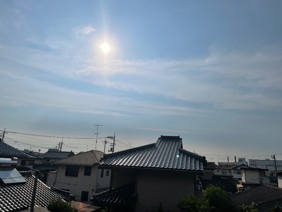 朝の空　8時頃