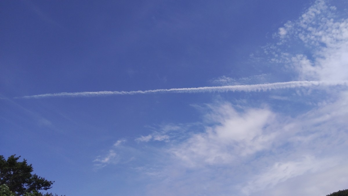 飛行機雲