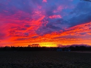 北海道の夕暮れ時