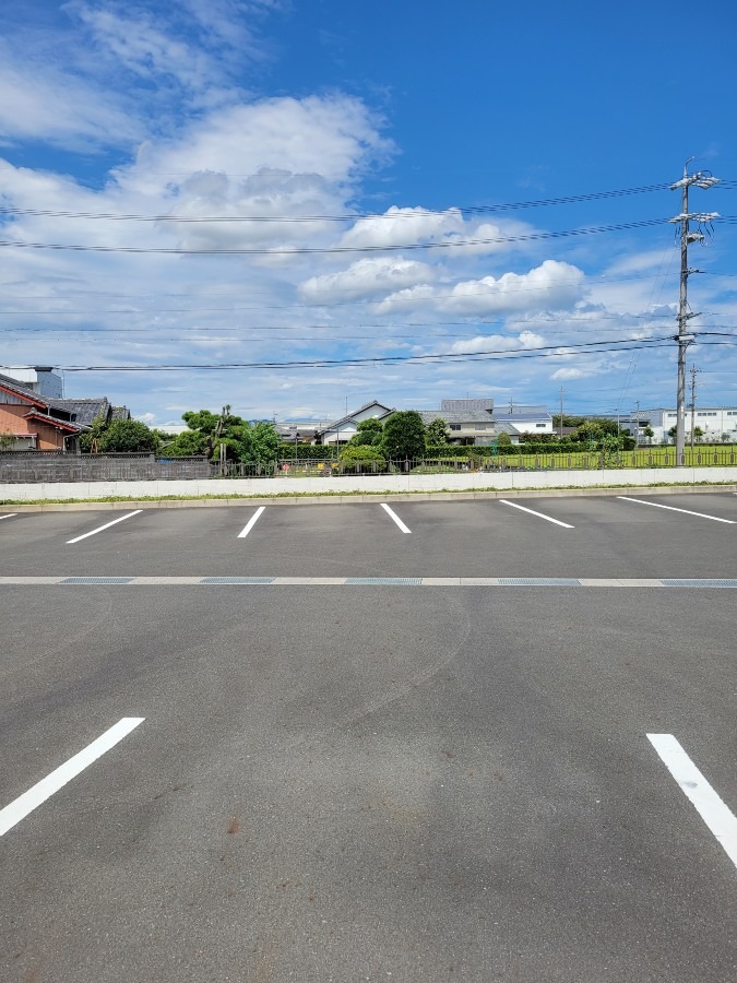 会社の駐車場から見た富士山