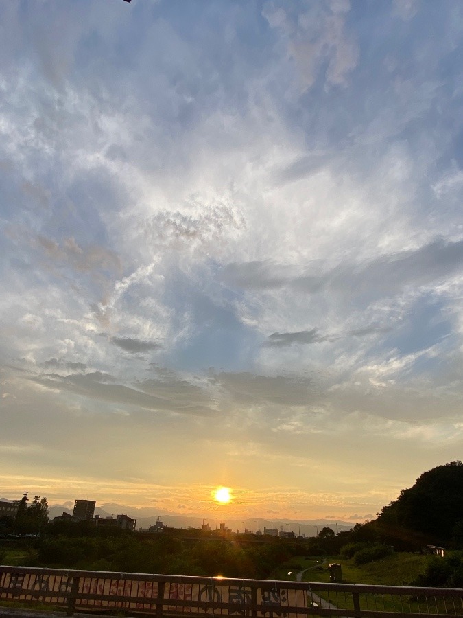 太陽と雲☀️☁️🎶