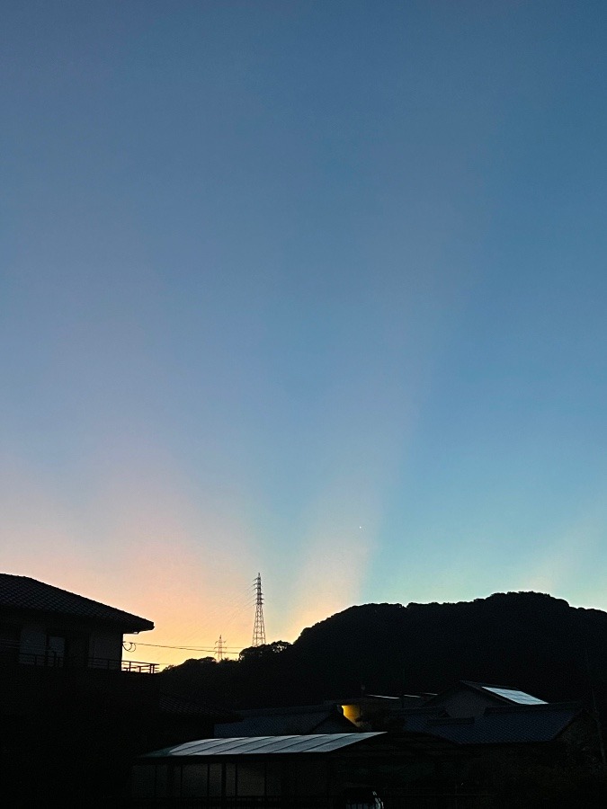 5時の空