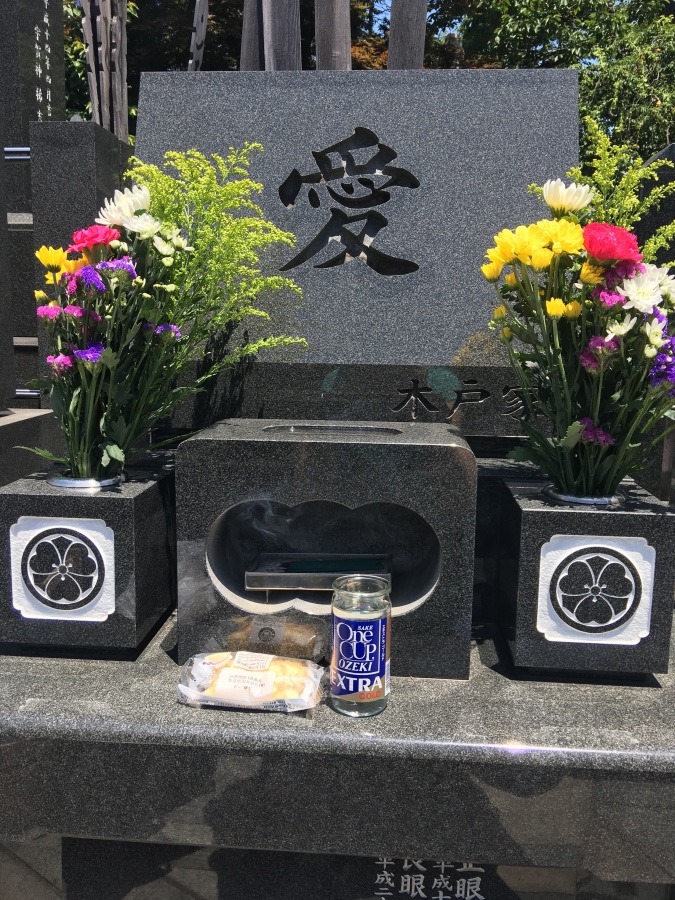 8日はお墓参りが最強