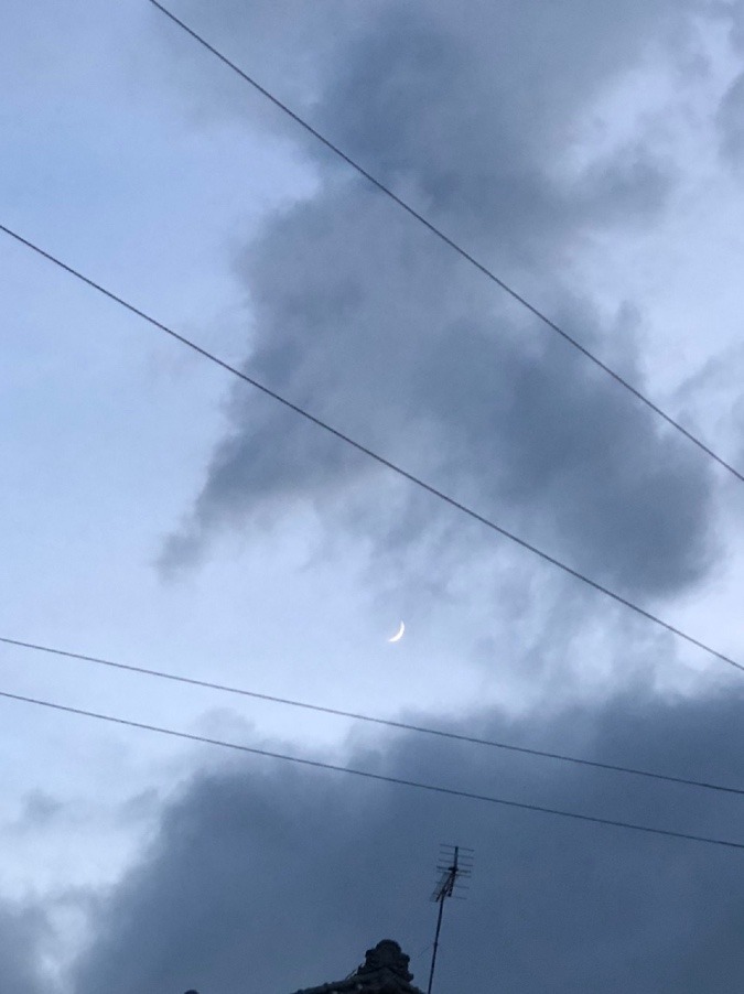 🌙三日月☁️