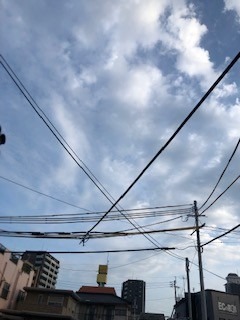 2022-8-29  午前7時の空