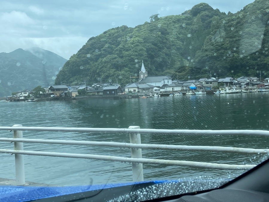 雨の教会