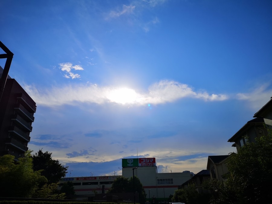 8月8日午後4時　西東京市　　西の空✨