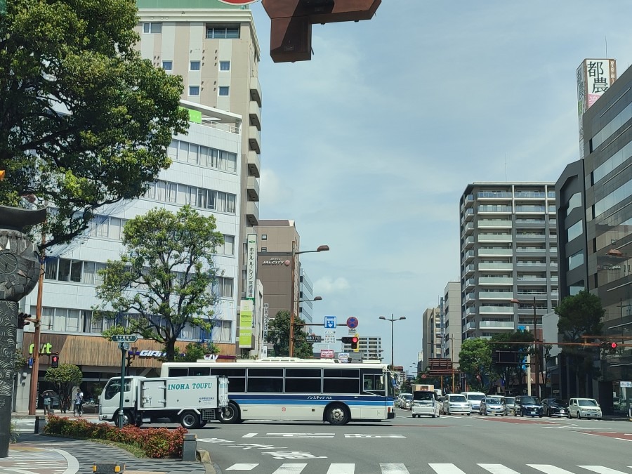 宮崎市の１２時山形屋前交差点📷