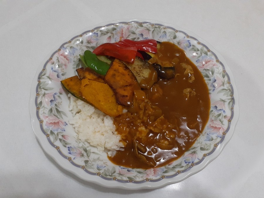 今日は夏野菜カレー