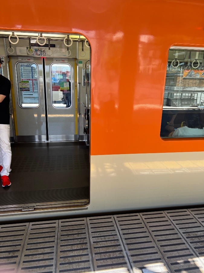 関西の阪神電車(阪神球団)です🚃💨😃✨
