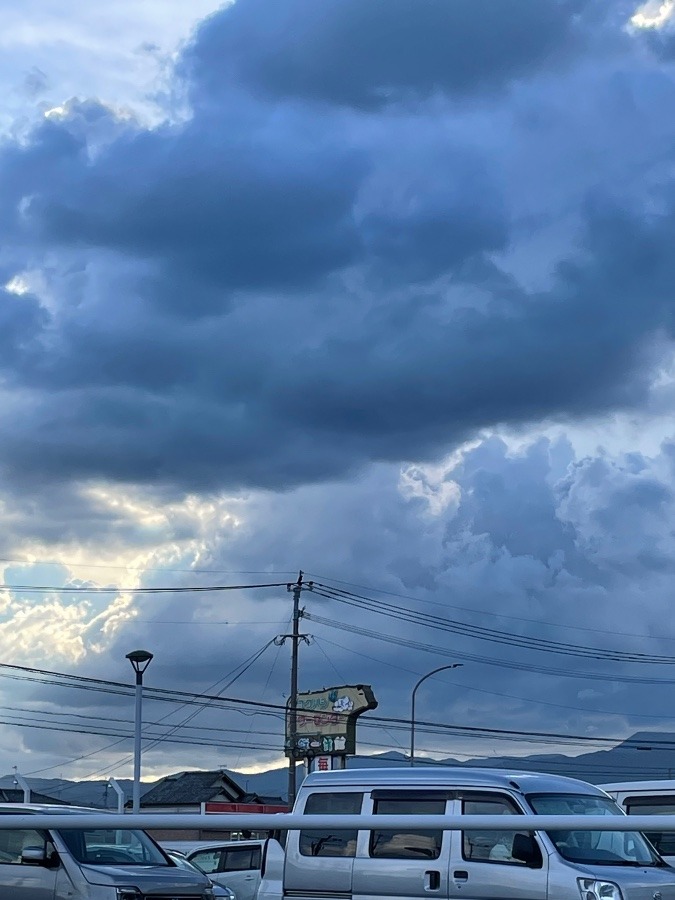 今の空