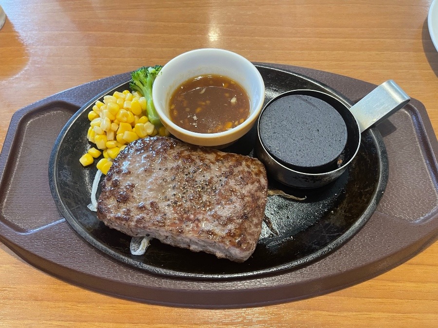 ファミレスでランチ