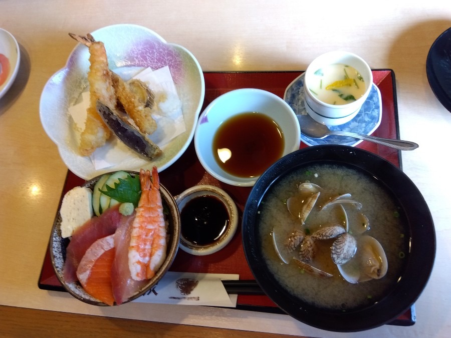 今日のランチ🧆