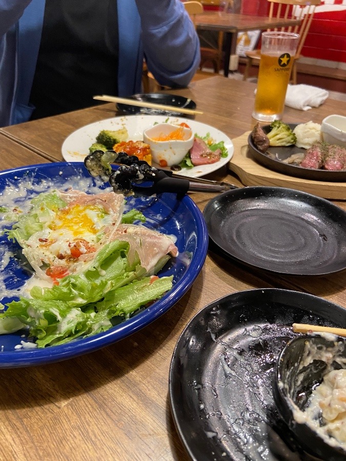 今夜は肉バル