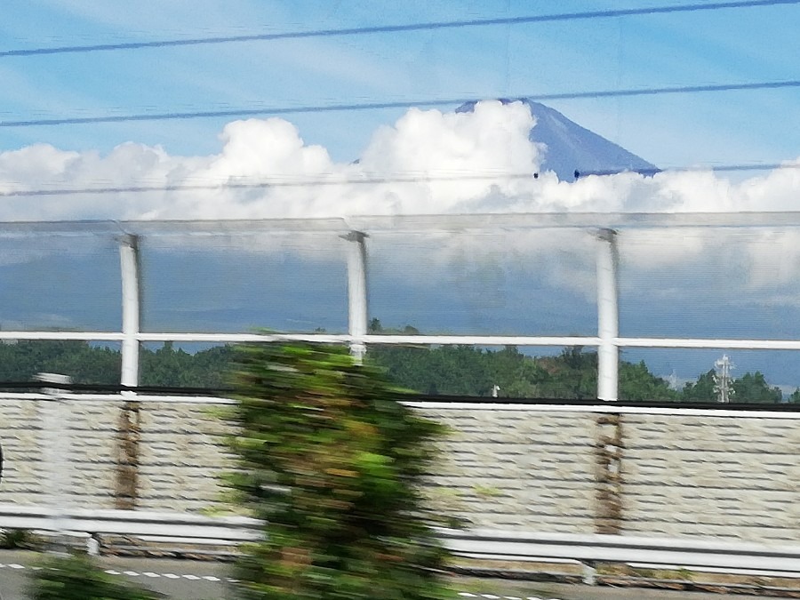 富士山はかくれんぼ?