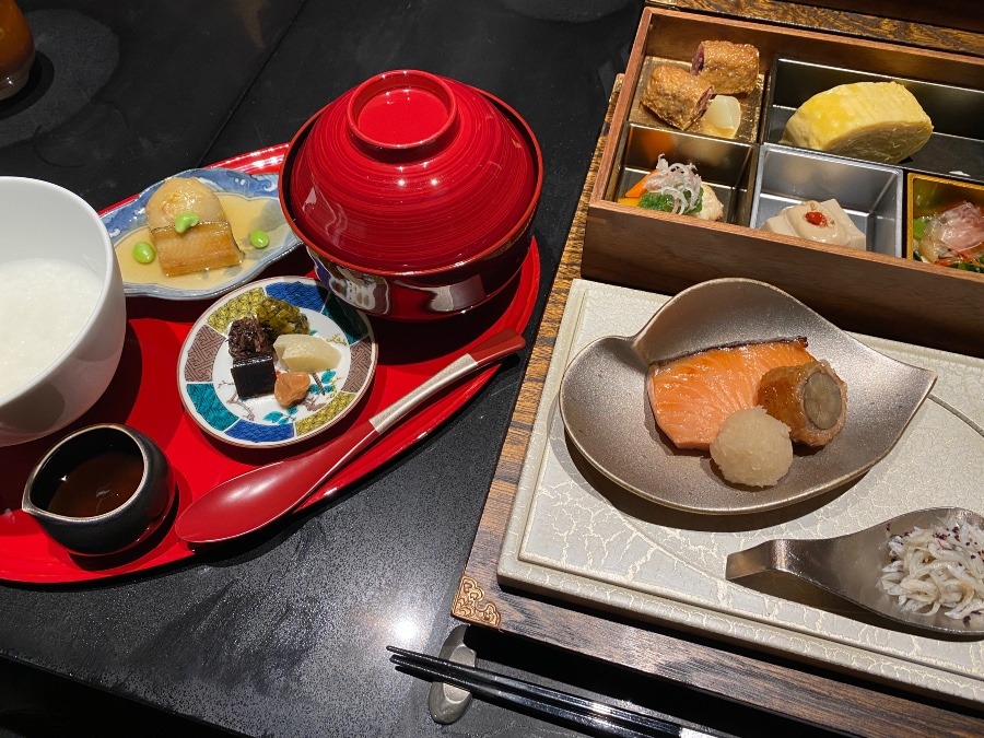 三河湾の朝食