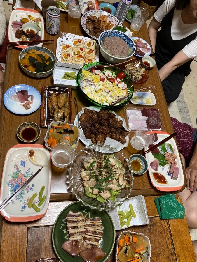 お祭りの料理は…。