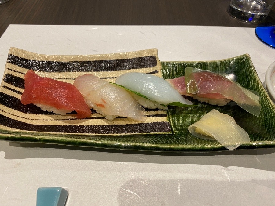 食事　握り寿司①