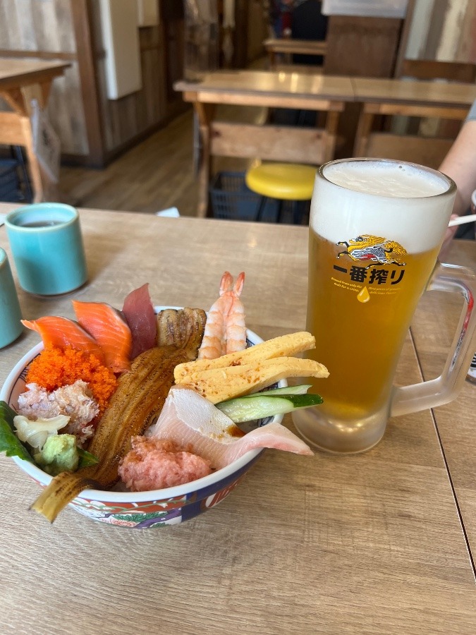 こぼれ海鮮丼