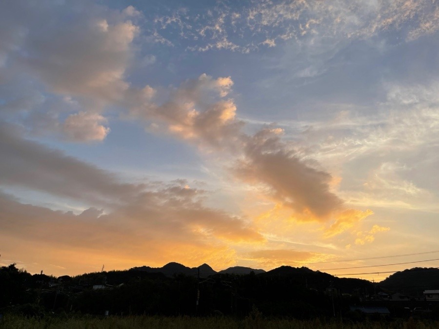 昨日の夕方の空