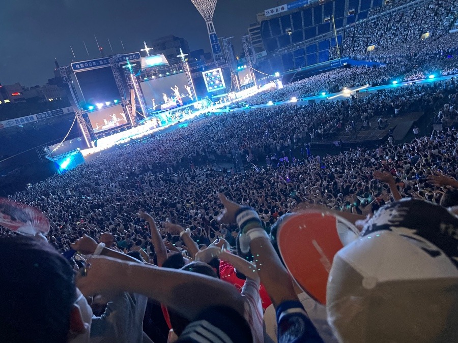 横浜スタジアムにTUBEのライブに来ました🥁😃