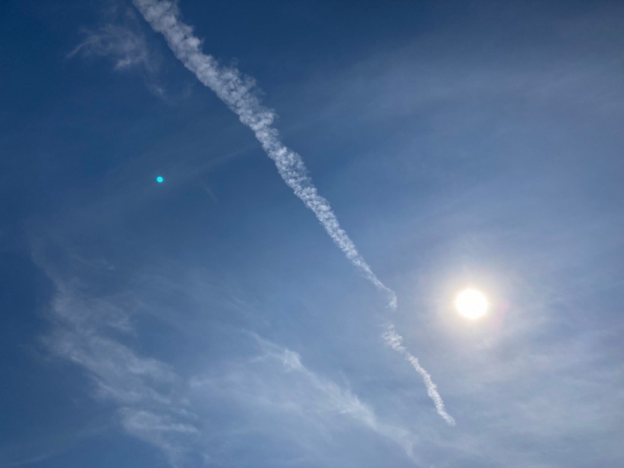 太陽とひこうき雲