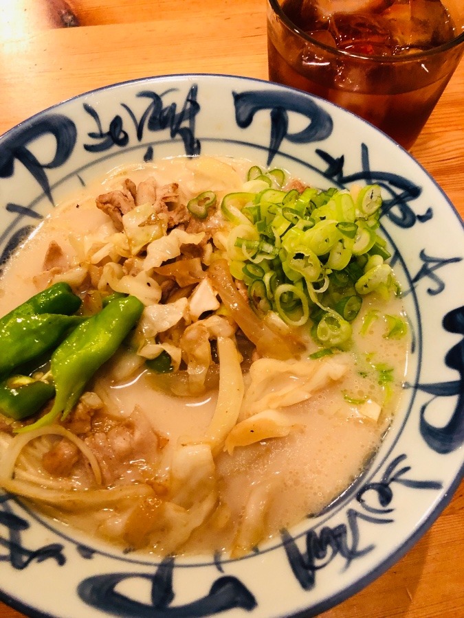 豚骨ラーメン