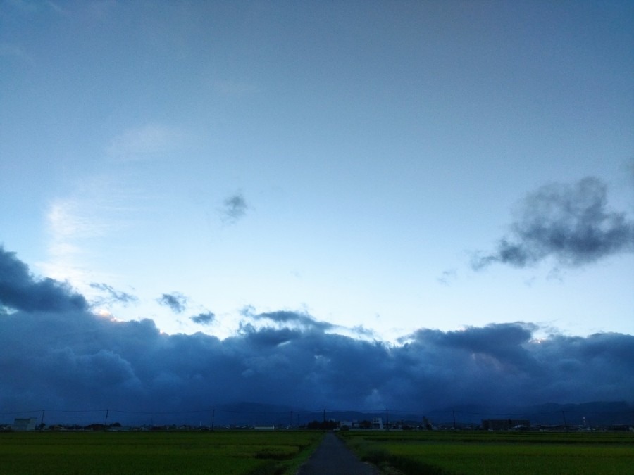 都城市（2022/9/15）今朝も都城の上空は晴れ😄（東の空）