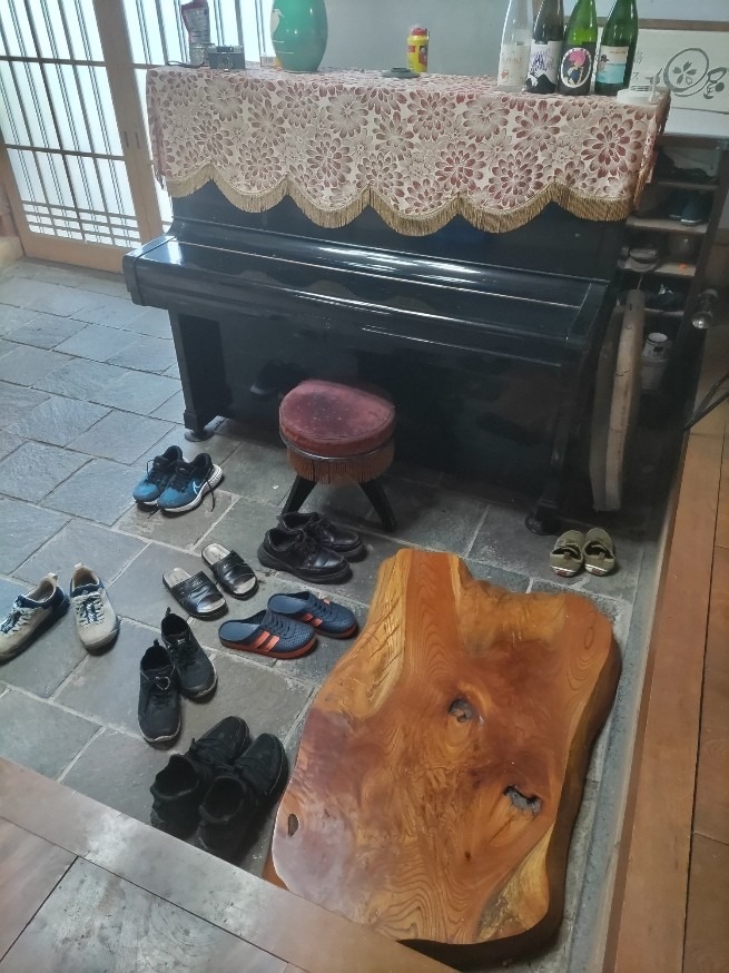 佃屋さんの玄関