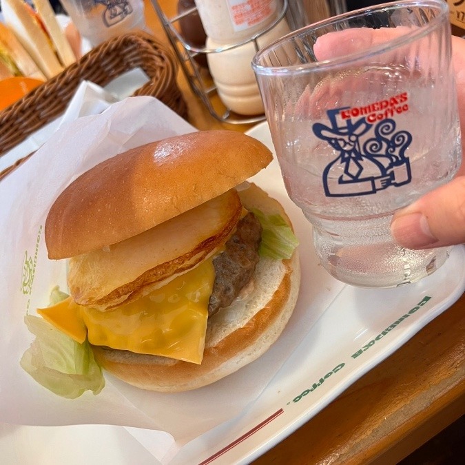 🍔笑うしかない🍔