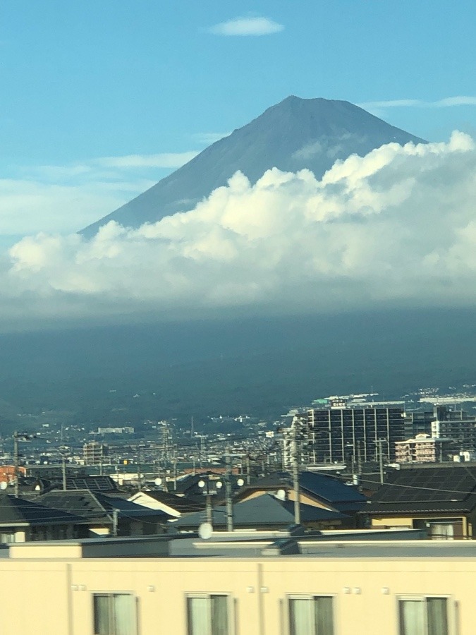 やっと　見れた　富士の山