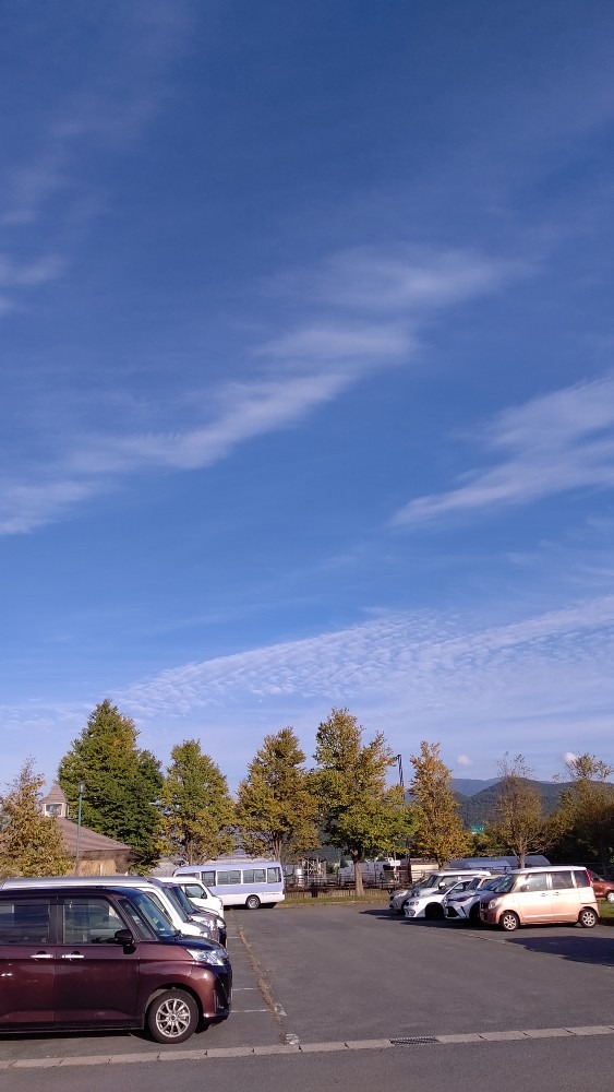 東の空🌤️