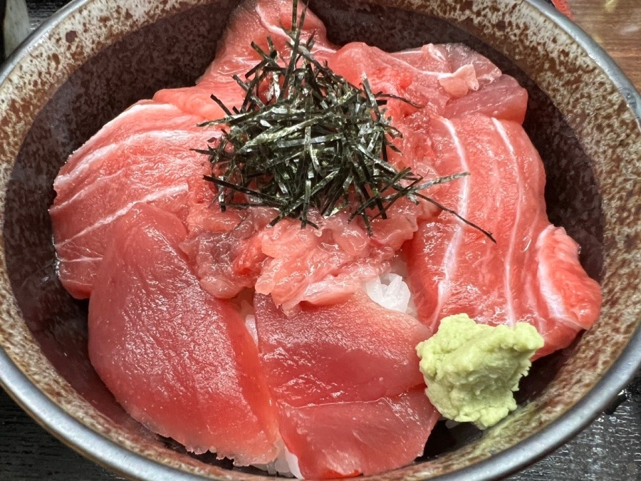 名古屋にある市場のご飯屋さん