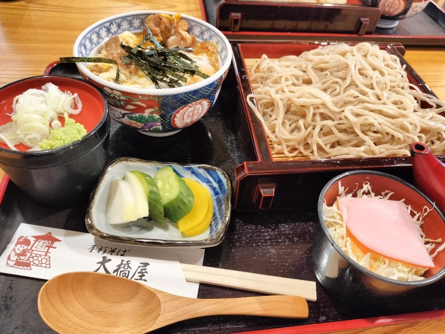 お昼ごはんは蕎麦屋さん