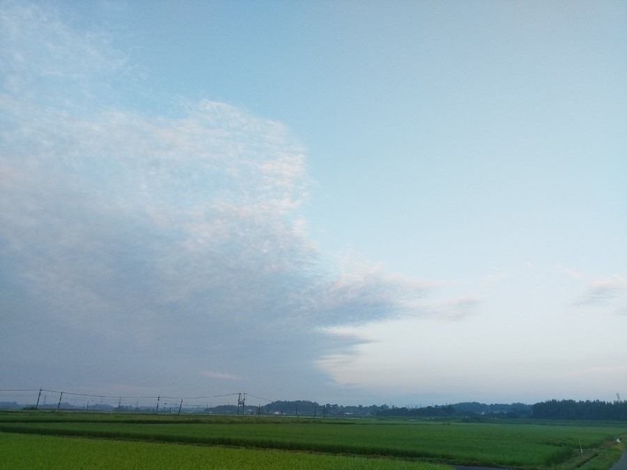 都城市（2022/9/9）左側だけ雲が❗（北西の空）😓💦