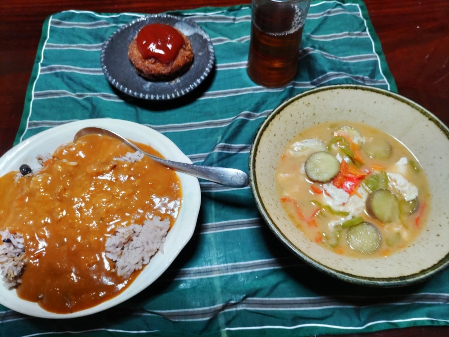 朝食　(ガッツリなんて言うな❣)　（笑）