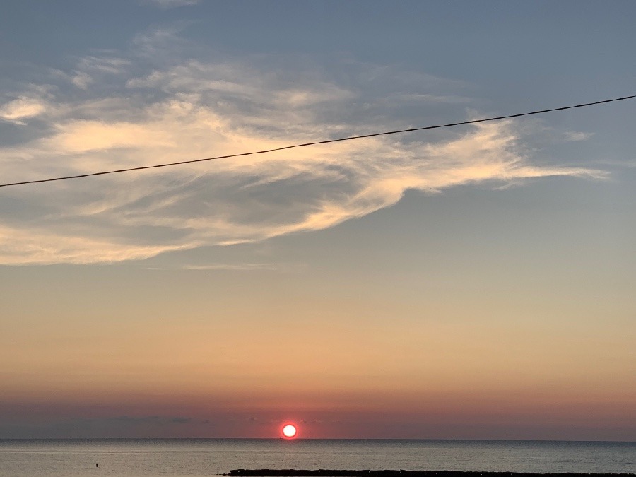 日本海の夕焼け〜