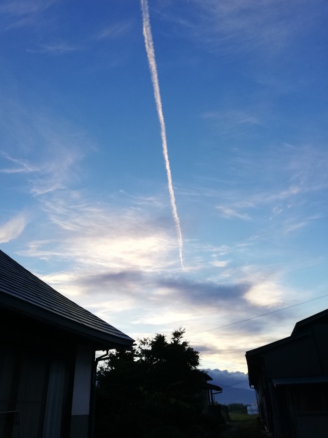 飛行機雲