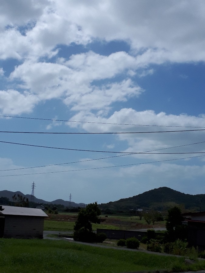 9月20日12時の空