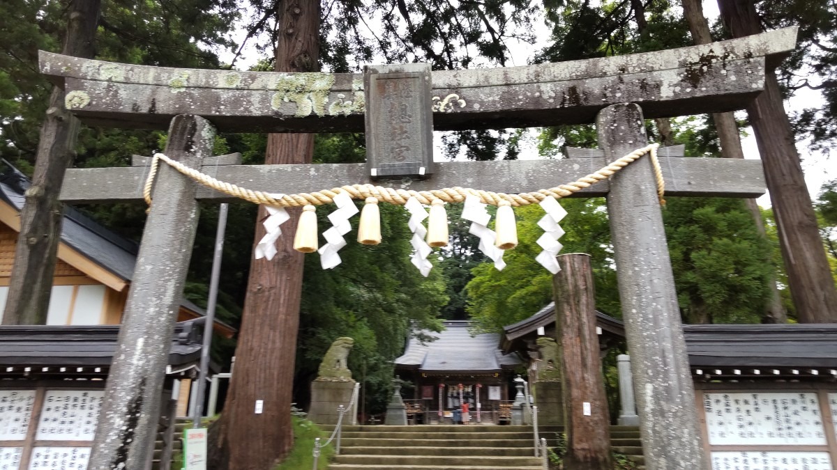 神社前の、鳥居❗️