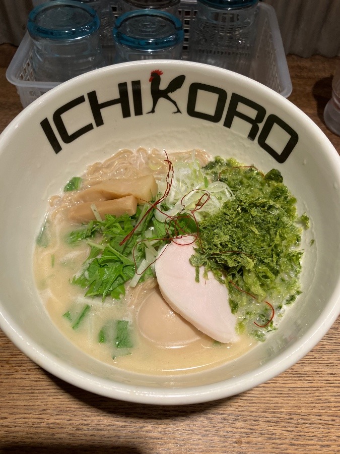 ラーメン　グルメ⁉️