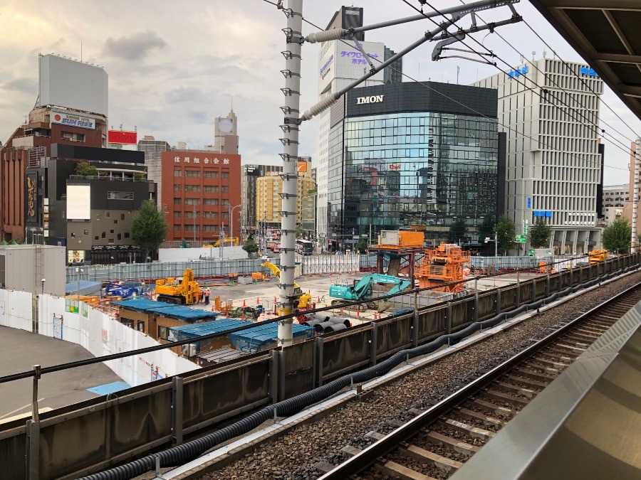 変わりゆく名駅西口方面から