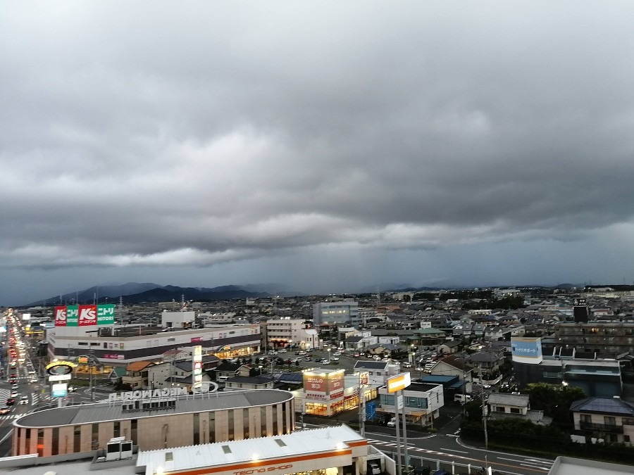 雨雲🌧