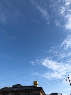 2022-9-9  午前7時の空