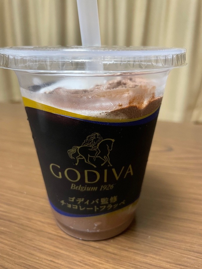 GODIVA監修チョコレートフラッペ